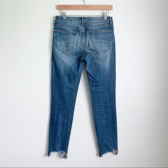 BUNDLE JAIMEG22 Driftwood Jackie Studded Step Hem Jeans - Picture 3 of 12